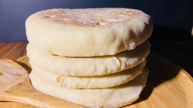 Cheese stuffed flatbread 4 pieces Ellen's Cuisine